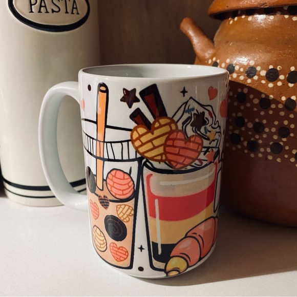 Frappe concha's Cafecito y Chisme - Picture 1 of 3